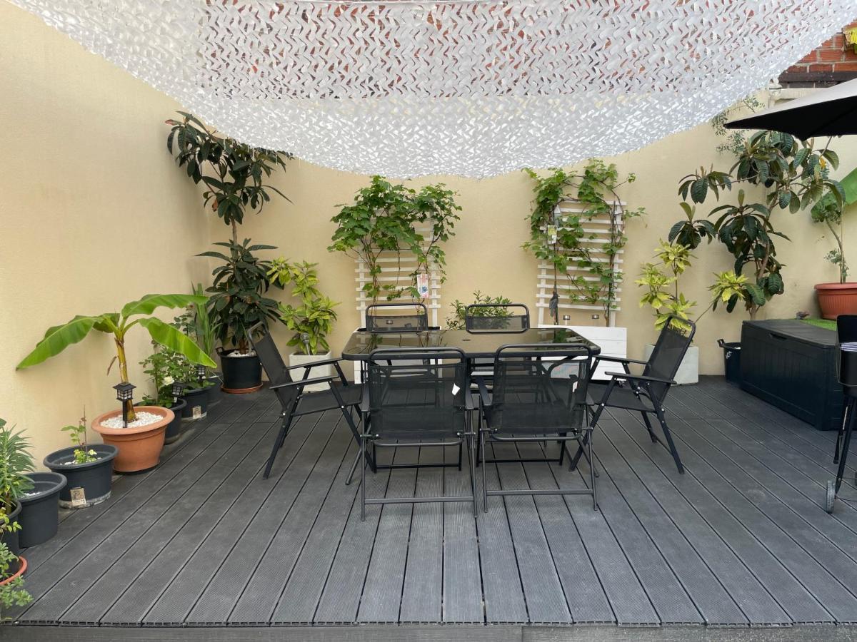 Agreable Appartement Dans Une Maison Saint-Denis  Exteriér fotografie