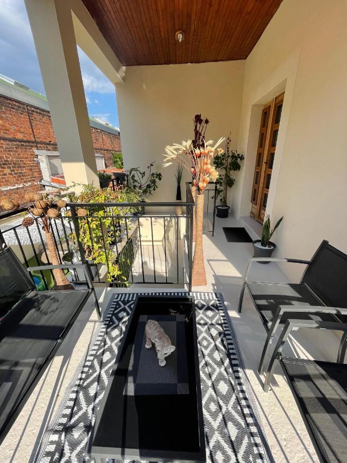 Agreable Appartement Dans Une Maison Saint-Denis  Exteriér fotografie